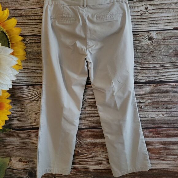 Dockers bootcut pants Women's 8PM Lt Beige Pre-owned - Picture 2 of 6